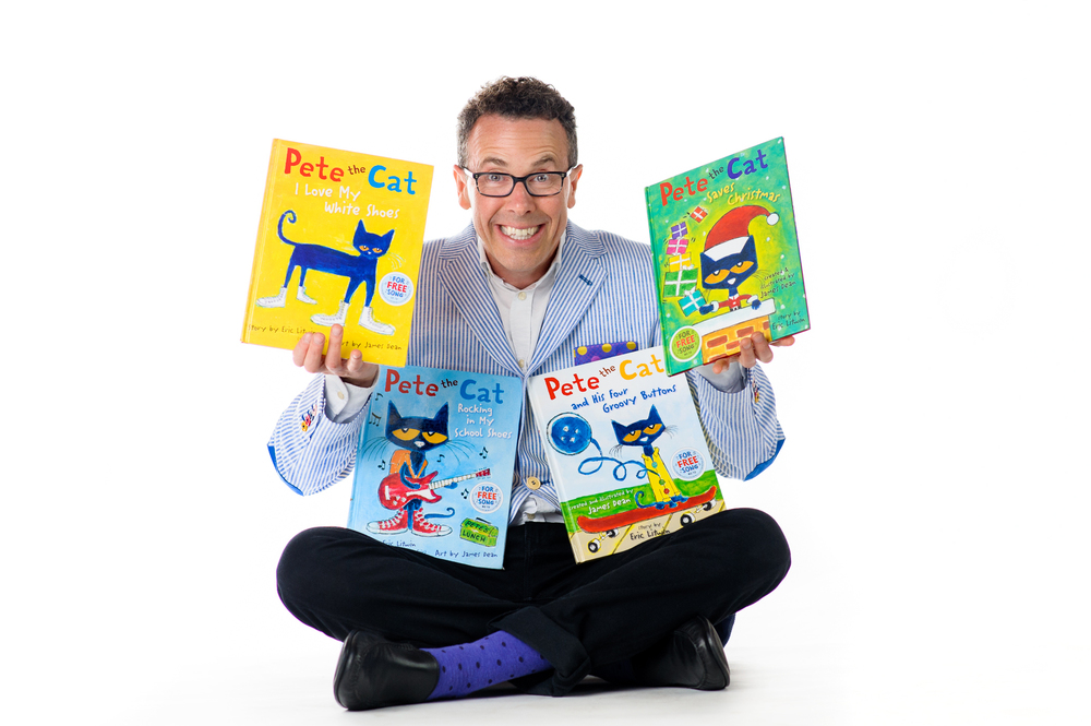 Eric Litwin holding books