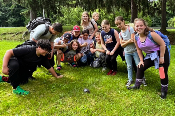 students with turtle