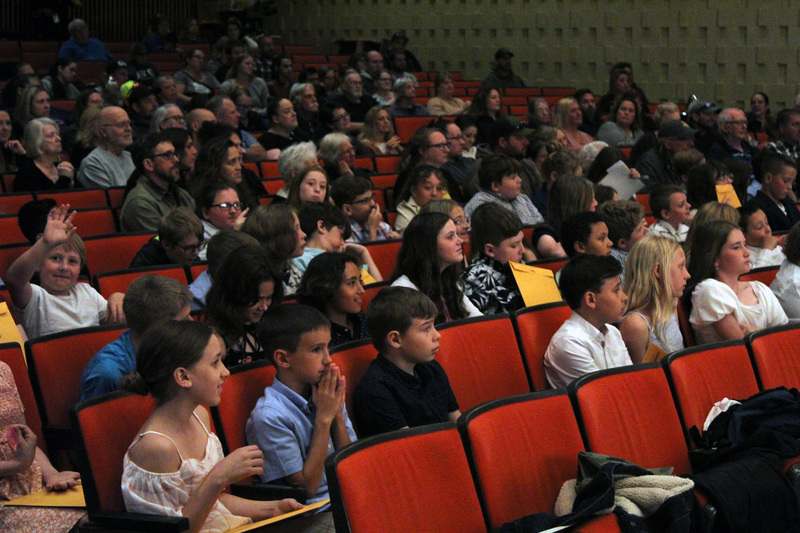 5th grade students in audience